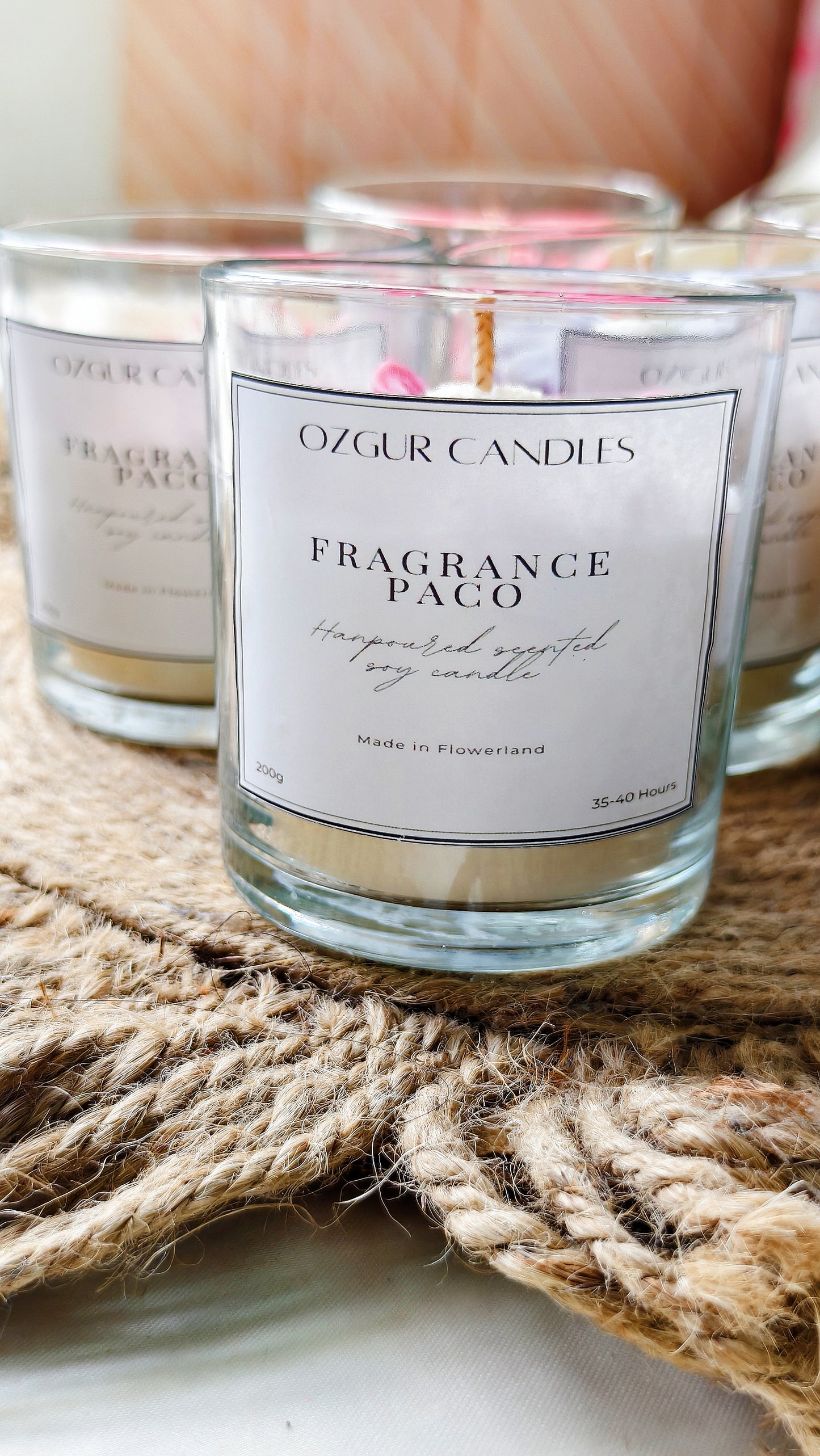Daisy jar candle